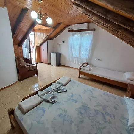 Argjiro Castle Vendégház