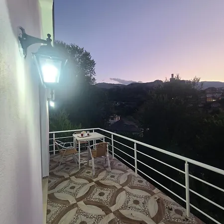 Vendégház Argjiro Castle Gjirokastra