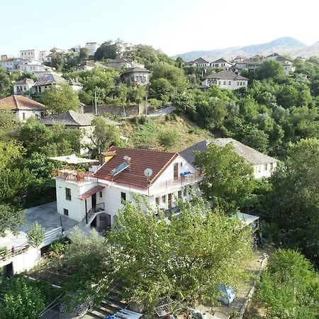 Konukevi Argjiro Castle 4*