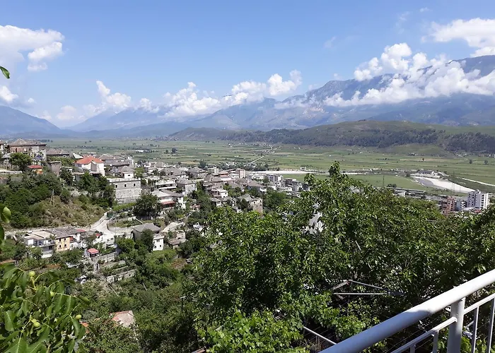 Guest house Argjiro Castle