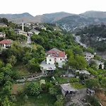 Argjiro Castle Affittacamere