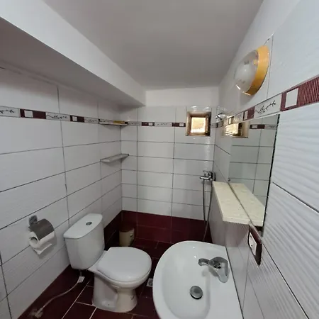 בית הארחה Argjiro Castle 4*