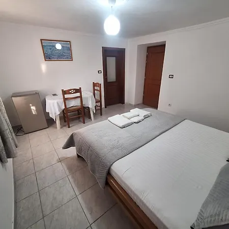 Argjiro Castle Guest house 4*