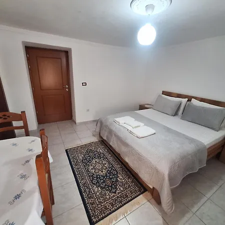 Guest house Argjiro Castle Gjirokaster